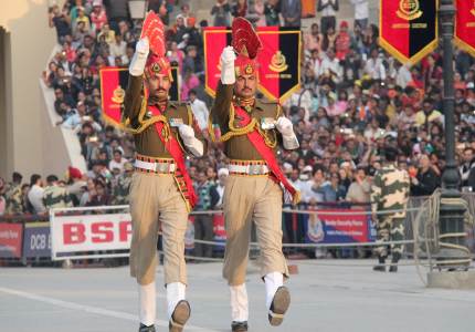 Golden Moments – Temple & Wagah Border Experience